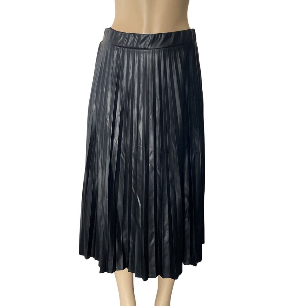 Haute Monde Black Faux Leather Pleated Midi Skirt Women’s M Elastic Waist NWT